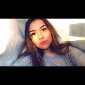 Meet your Posher, Celeste